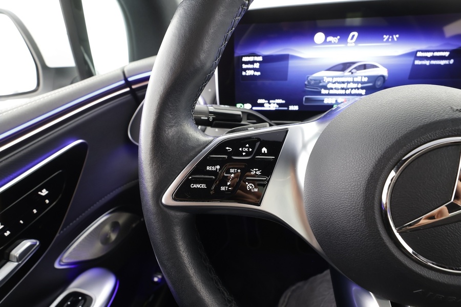 Mercedes-Benz EQE vaihtoauto