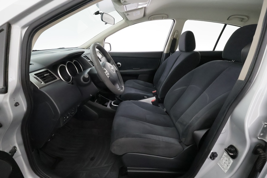 Nissan Tiida vaihtoauto