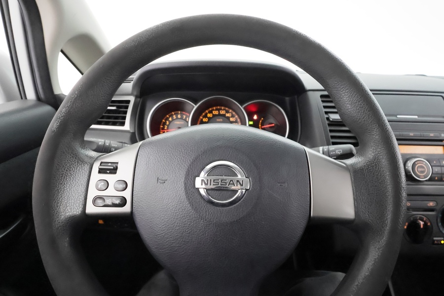 Nissan Tiida vaihtoauto