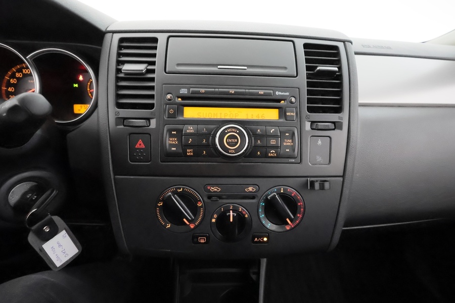 Nissan Tiida vaihtoauto