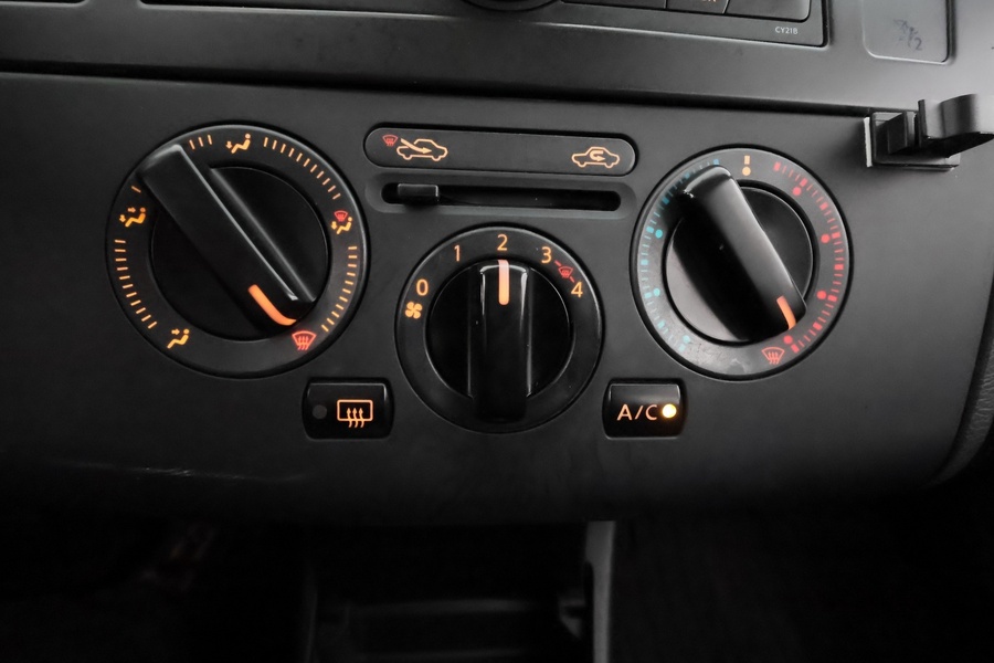 Nissan Tiida vaihtoauto