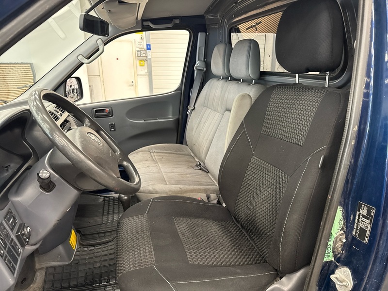 Toyota Hiace vaihtoauto