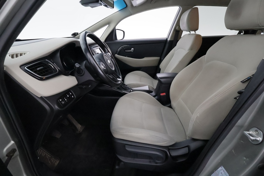 Kia Carens vaihtoauto