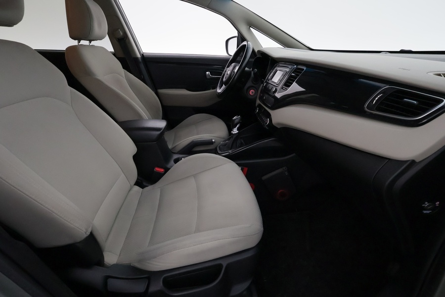 Kia Carens vaihtoauto