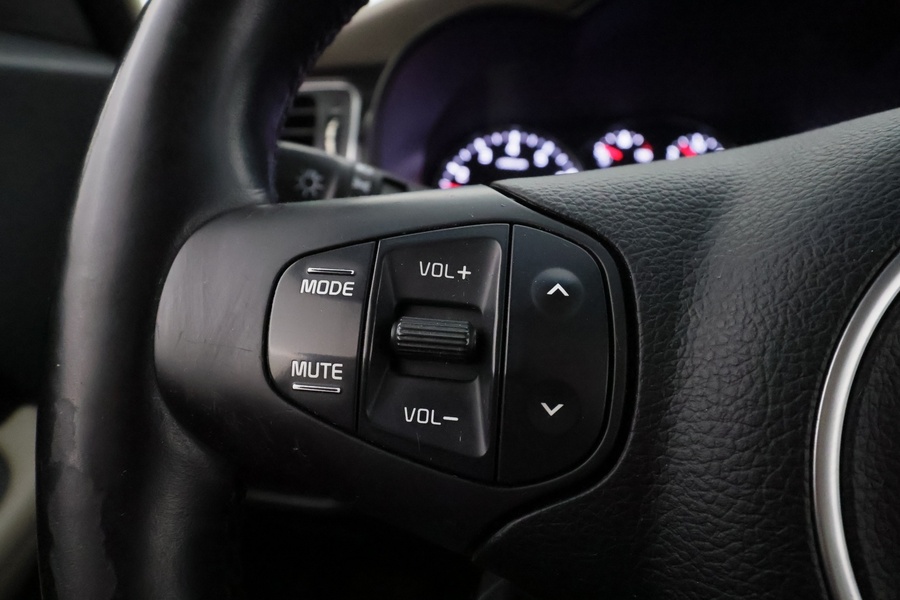 Kia Carens vaihtoauto