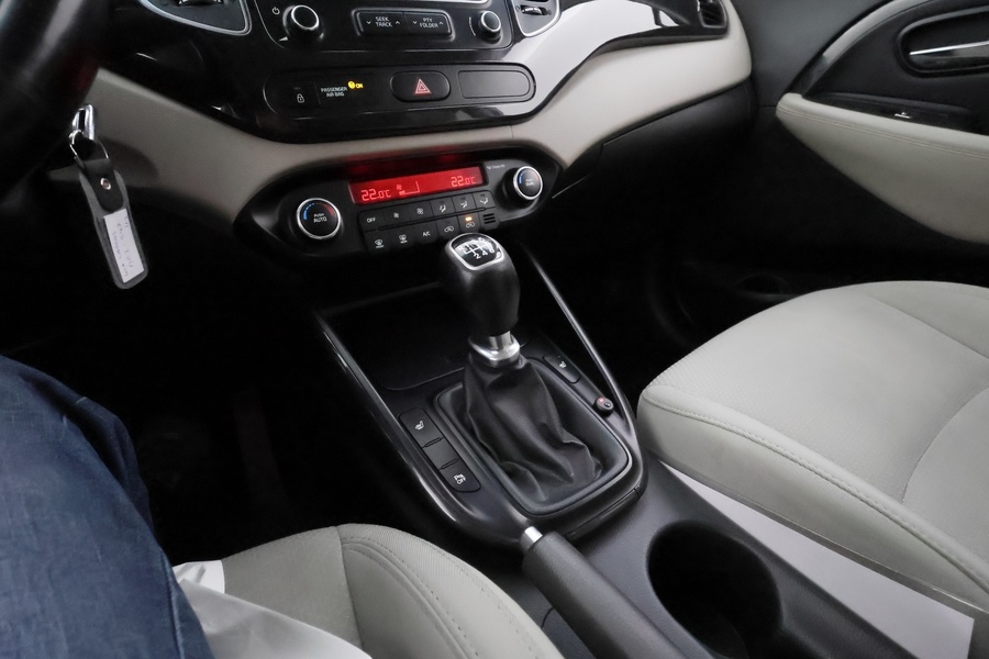 Kia Carens vaihtoauto