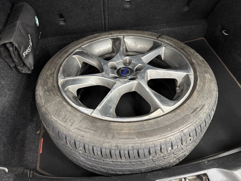 Volvo V40 vaihtoauto