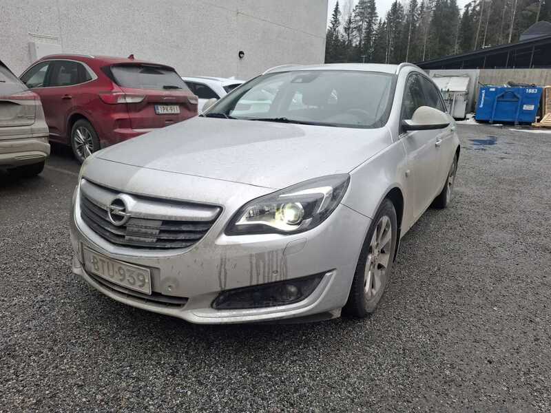 Opel Insignia vaihtoauto