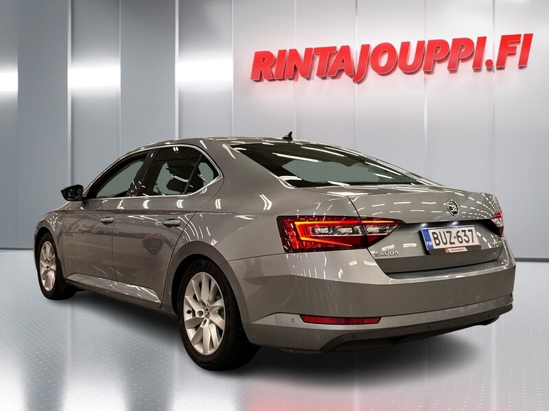 Skoda Superb vaihtoauto