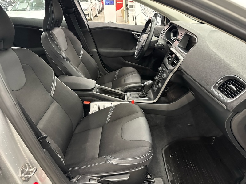 Volvo V40 vaihtoauto