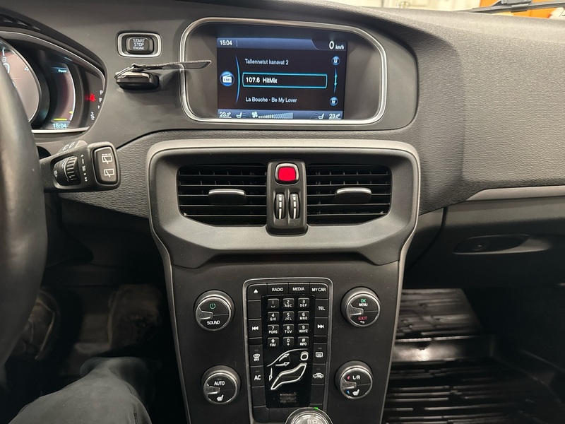 Volvo V40 vaihtoauto