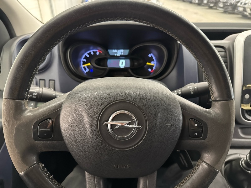 Opel Vivaro vaihtoauto