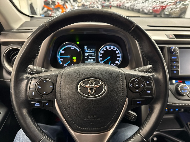Toyota RAV4 vaihtoauto