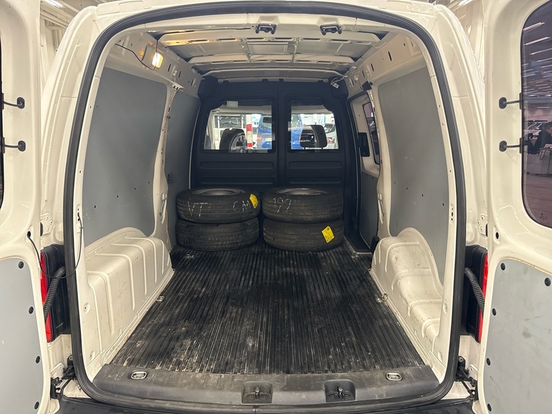 Volkswagen Caddy Maxi vaihtoauto