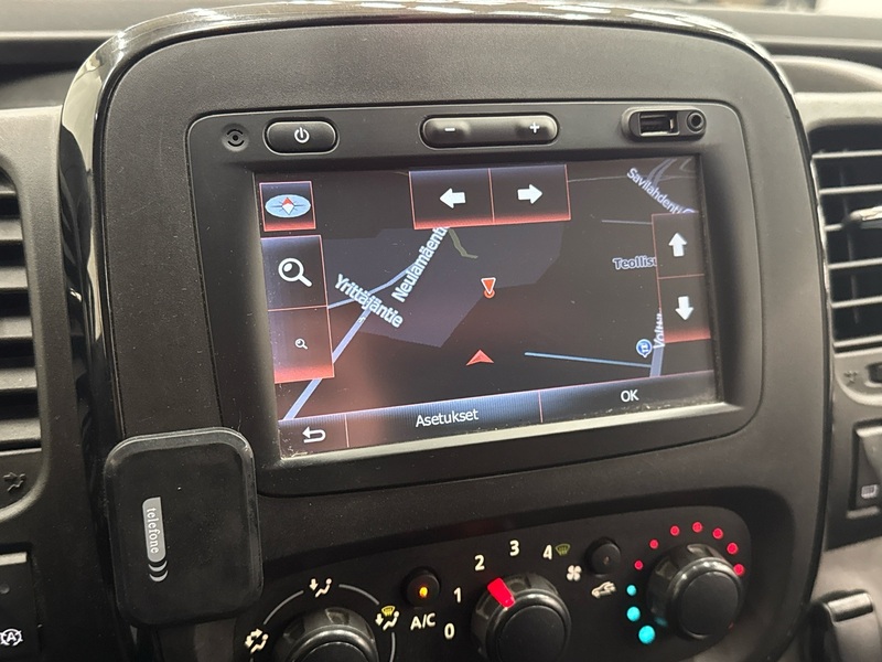 Opel Vivaro vaihtoauto