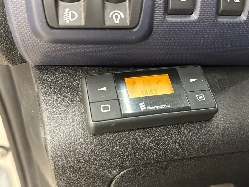 Opel Vivaro vaihtoauto