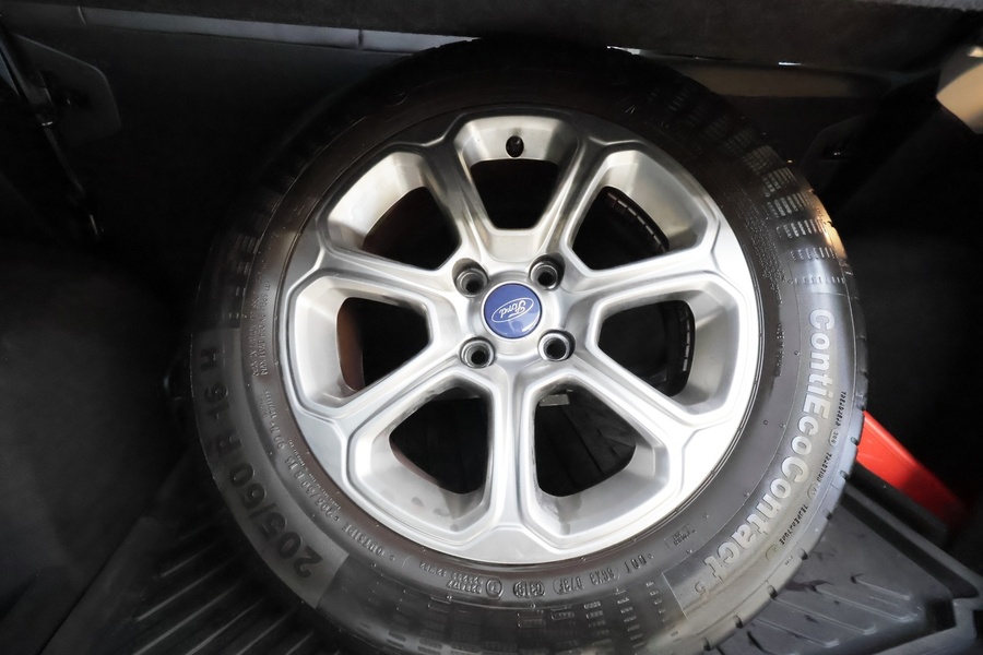 Ford Ecosport vaihtoauto