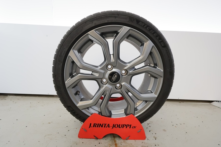 Ford Fiesta vaihtoauto