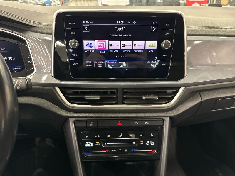 Volkswagen T-Roc vaihtoauto