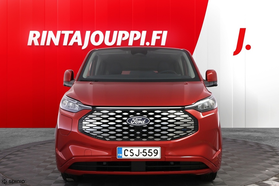 Ford Tourneo Custom vaihtoauto