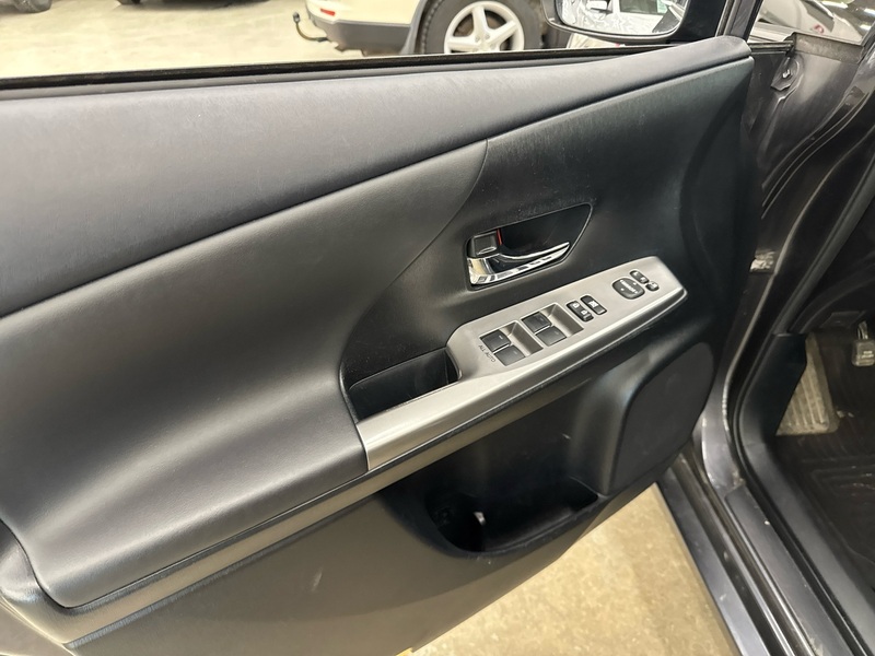 Toyota Prius+ vaihtoauto