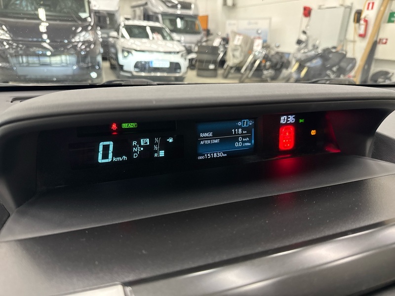 Toyota Prius+ vaihtoauto