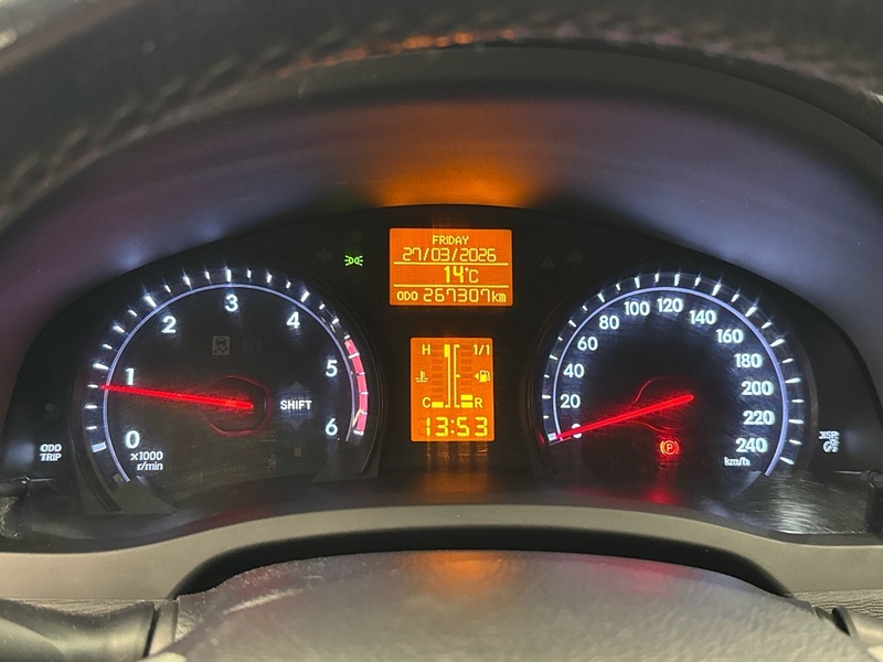 Toyota Avensis vaihtoauto