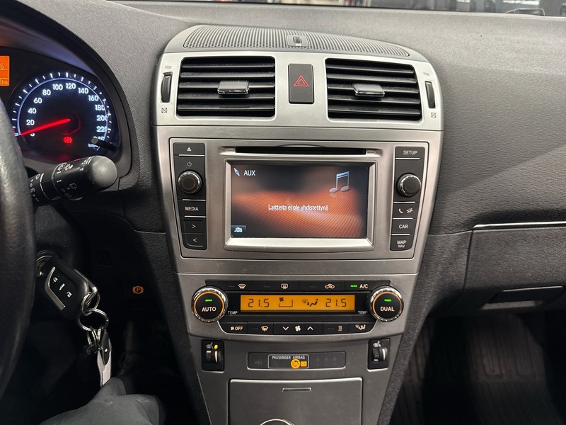 Toyota Avensis vaihtoauto