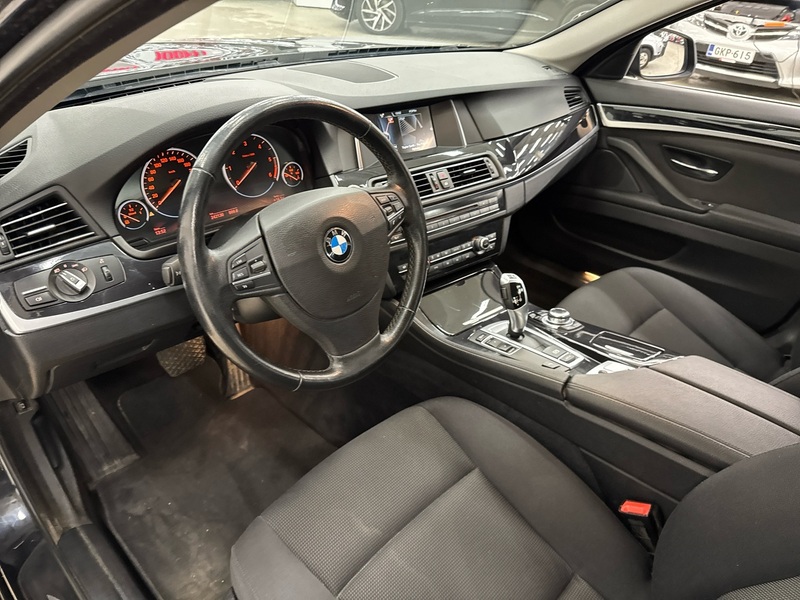 BMW 520 vaihtoauto