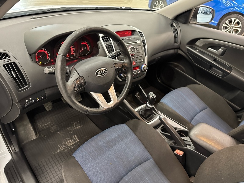 Kia Ceed vaihtoauto