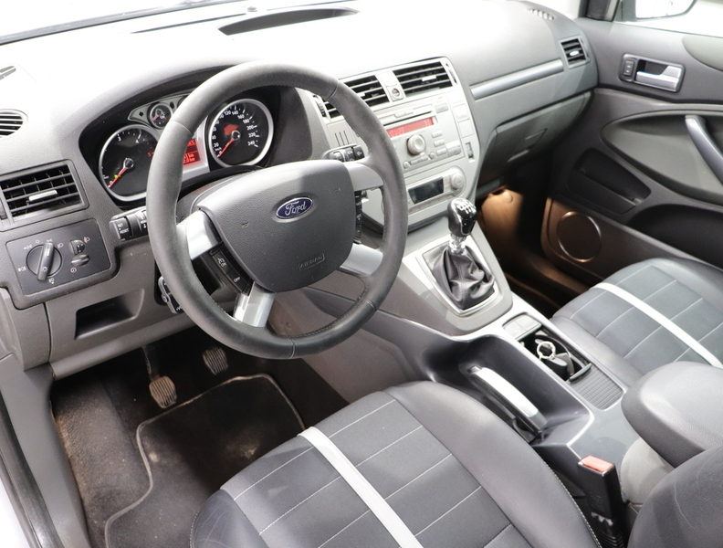 Ford Kuga vaihtoauto