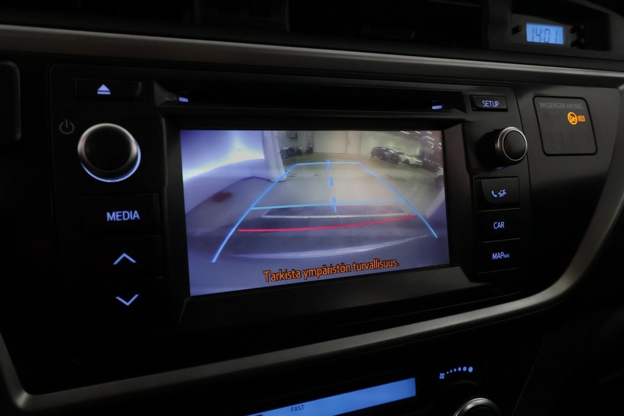 Toyota Auris vaihtoauto