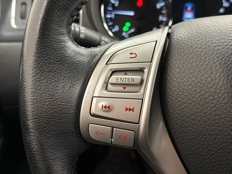 Nissan Pulsar vaihtoauto