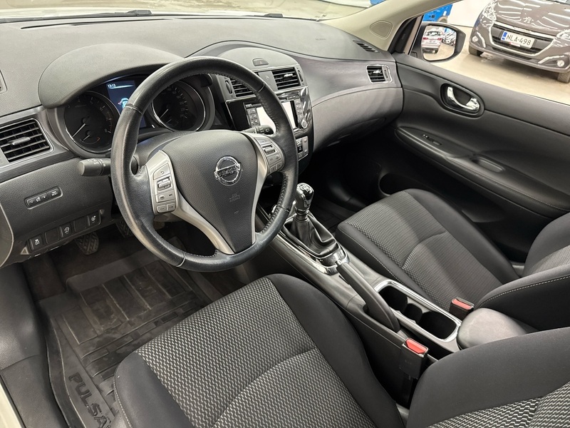 Nissan Pulsar vaihtoauto