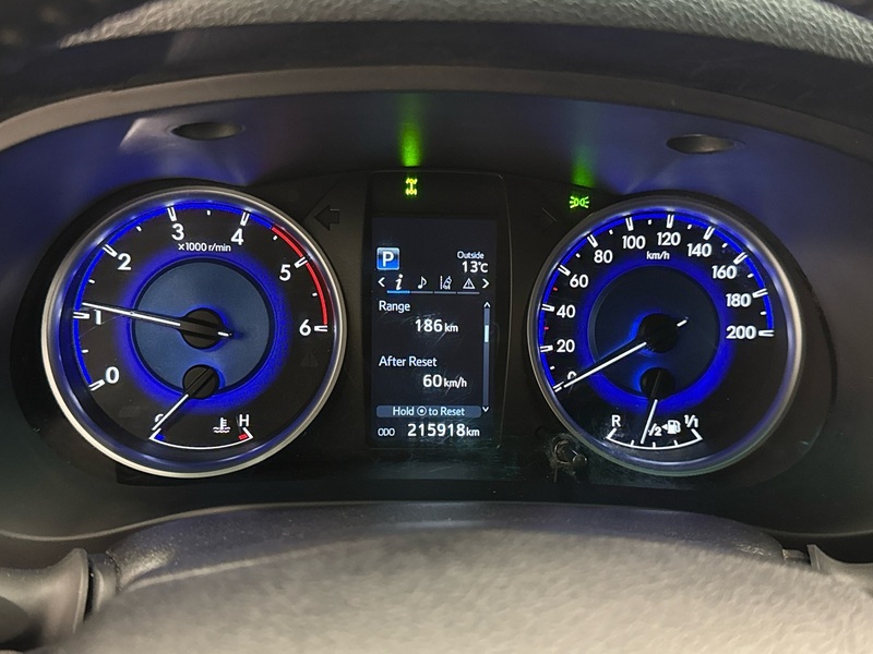 Toyota Hilux vaihtoauto