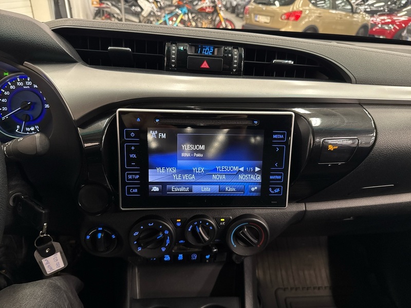 Toyota Hilux vaihtoauto