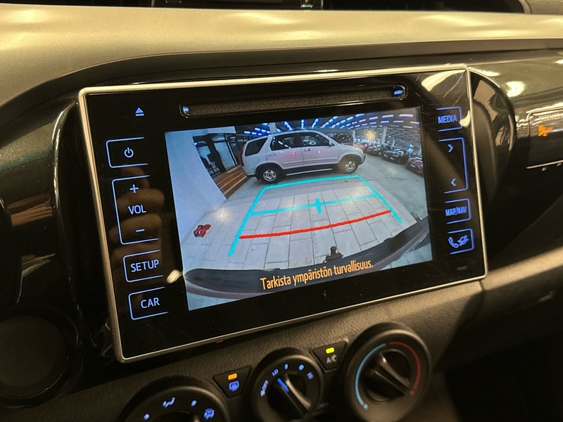 Toyota Hilux vaihtoauto