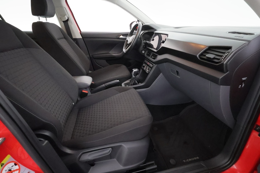 Volkswagen T-Cross vaihtoauto