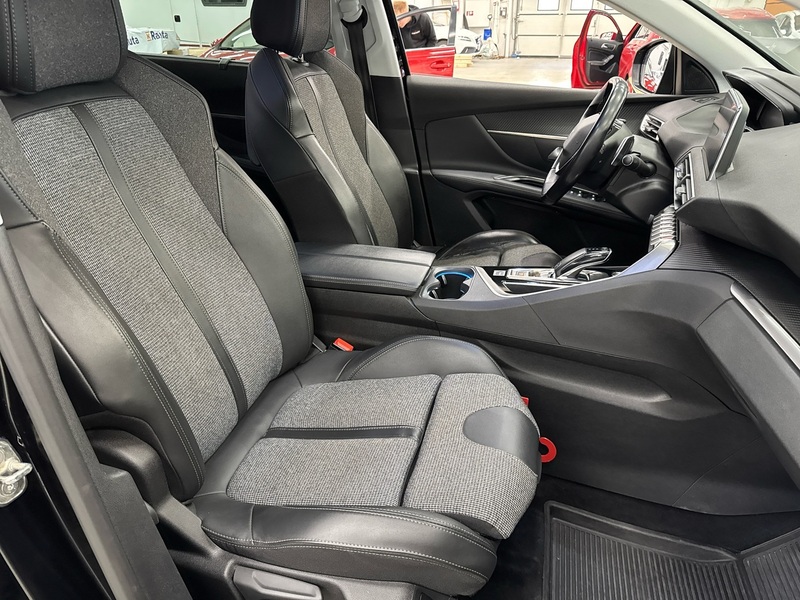 Peugeot 5008 vaihtoauto