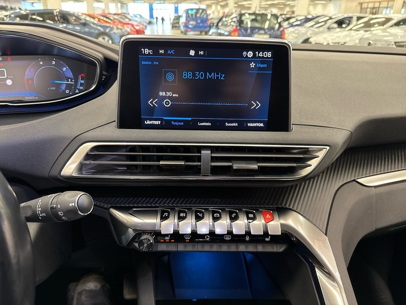 Peugeot 5008 vaihtoauto