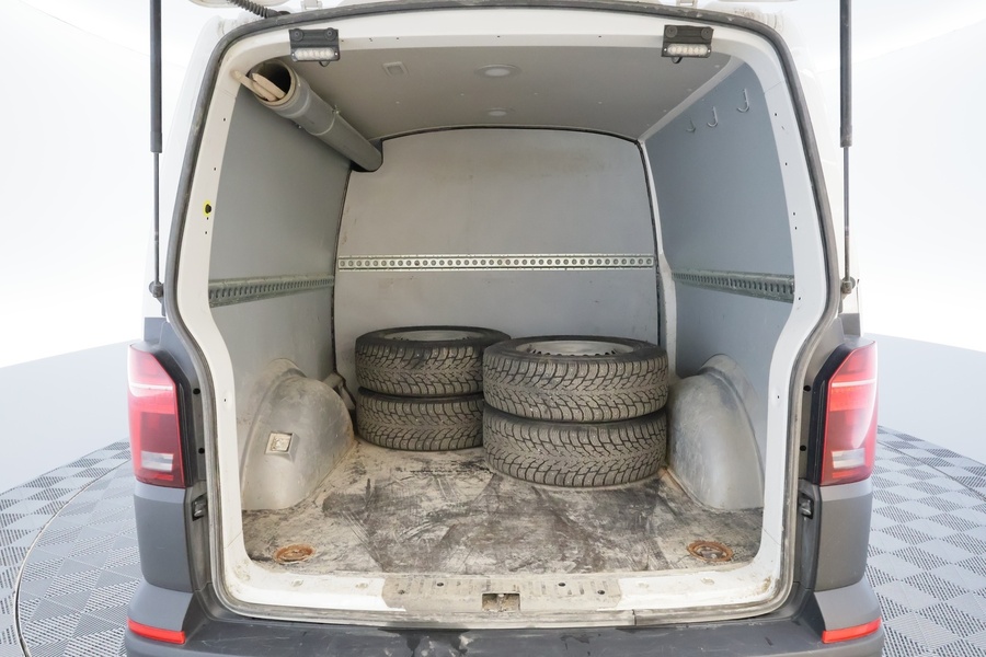 Volkswagen Transporter vaihtoauto