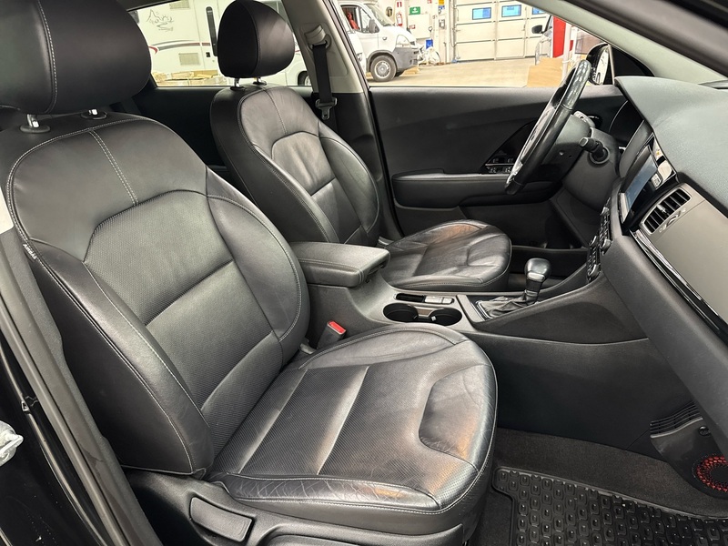 Kia Niro plug-in vaihtoauto