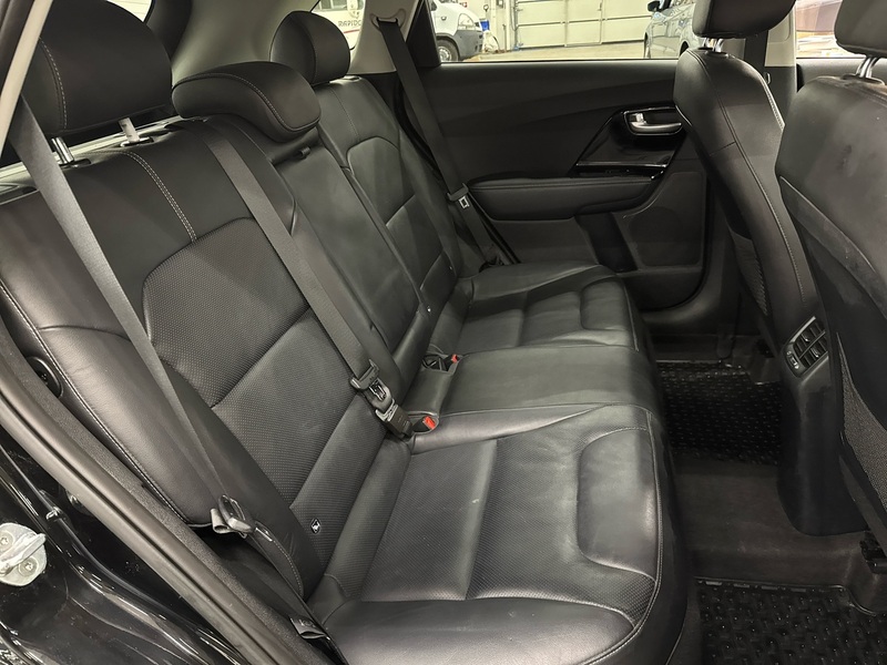 Kia Niro plug-in vaihtoauto