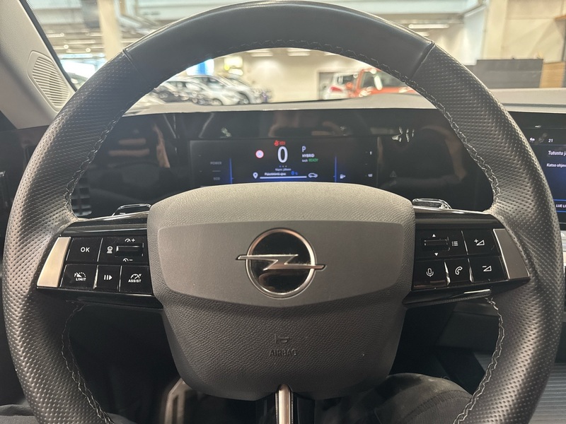 Opel Astra vaihtoauto