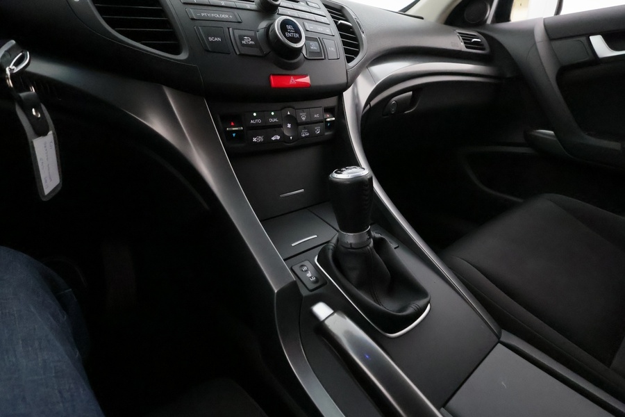 Honda Accord vaihtoauto