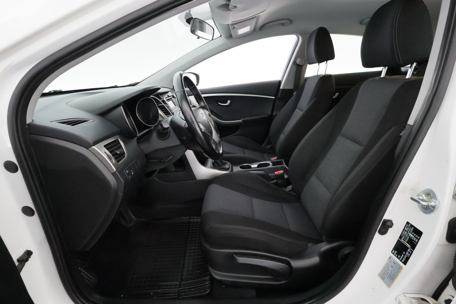 Hyundai i30 5d vaihtoauto