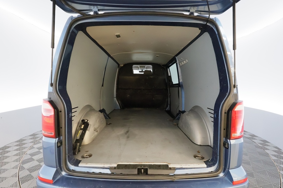 Volkswagen Transporter vaihtoauto