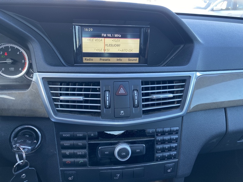 Mercedes-Benz E vaihtoauto