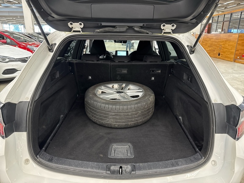 Suzuki Swace vaihtoauto