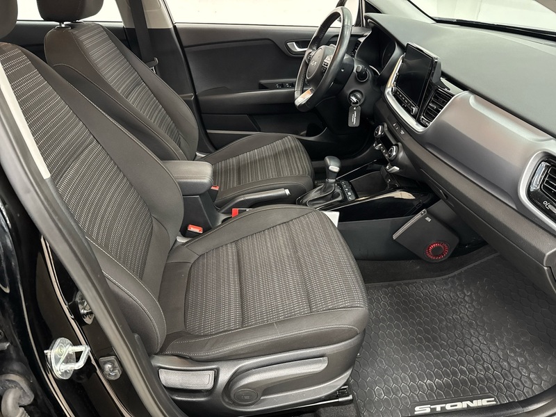 Kia Stonic vaihtoauto